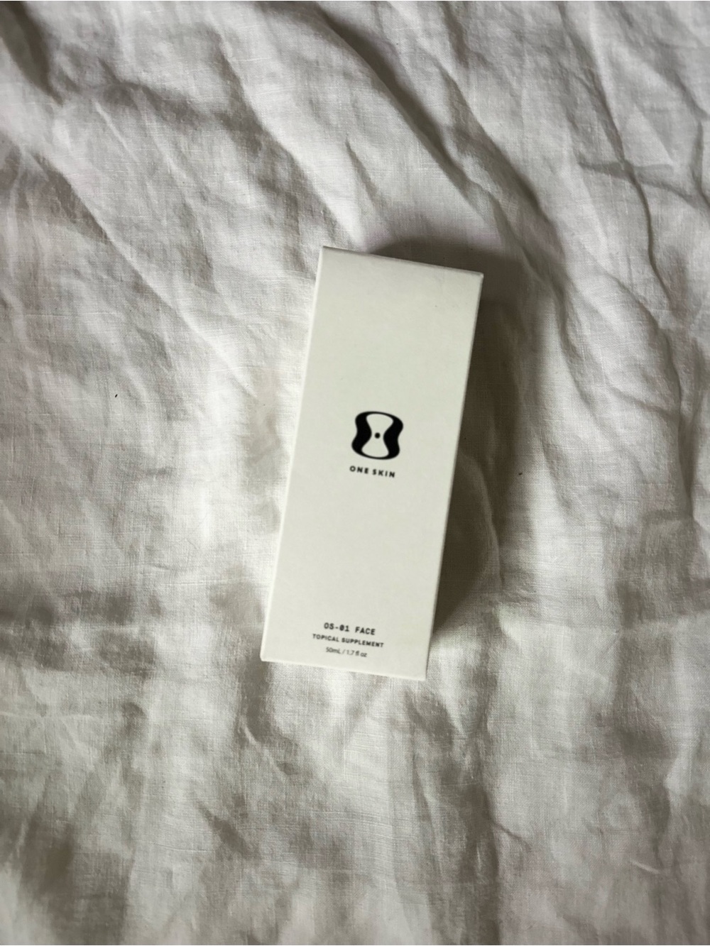 One Skin face serum